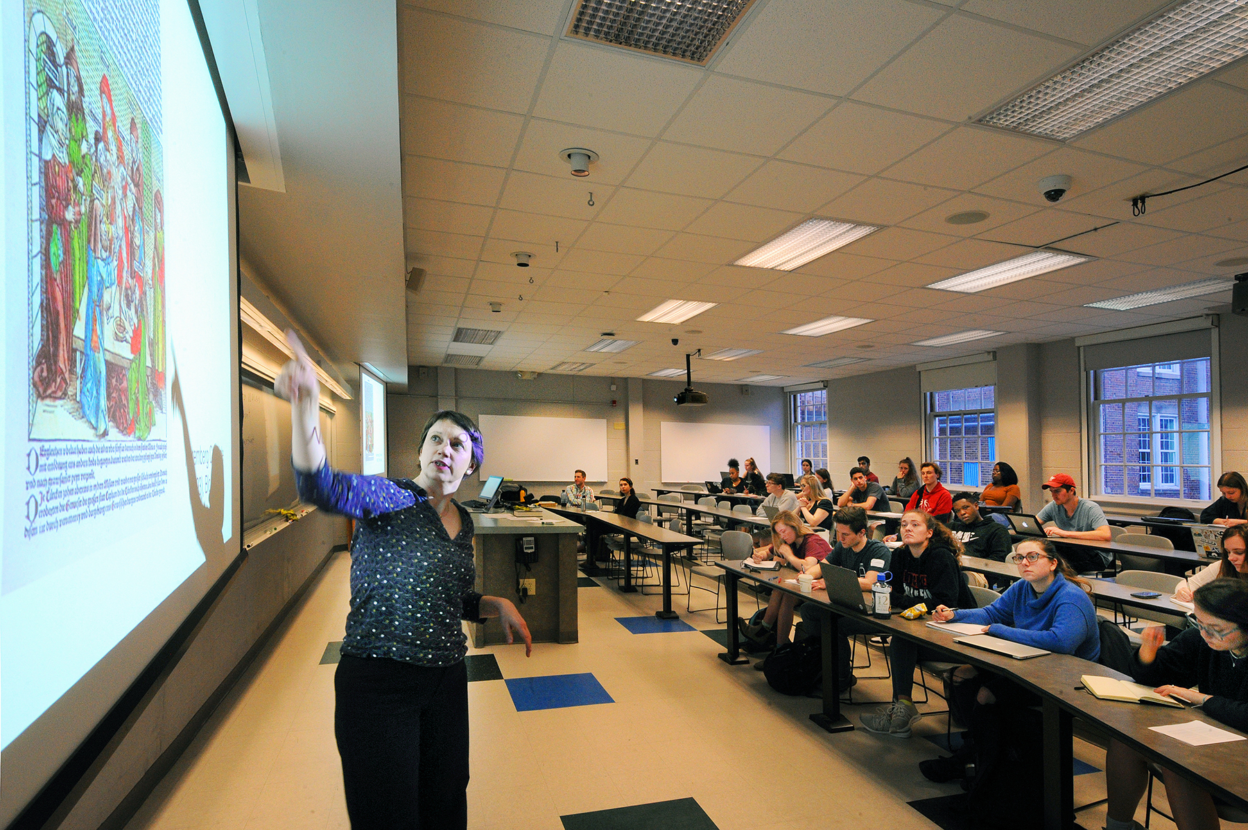 Ruth von Bernuth, director of the Carolina Center for Jewish Studies, delivers a guest lecture in the "Confronting Antisemitism" course. (photo by Donn Young)